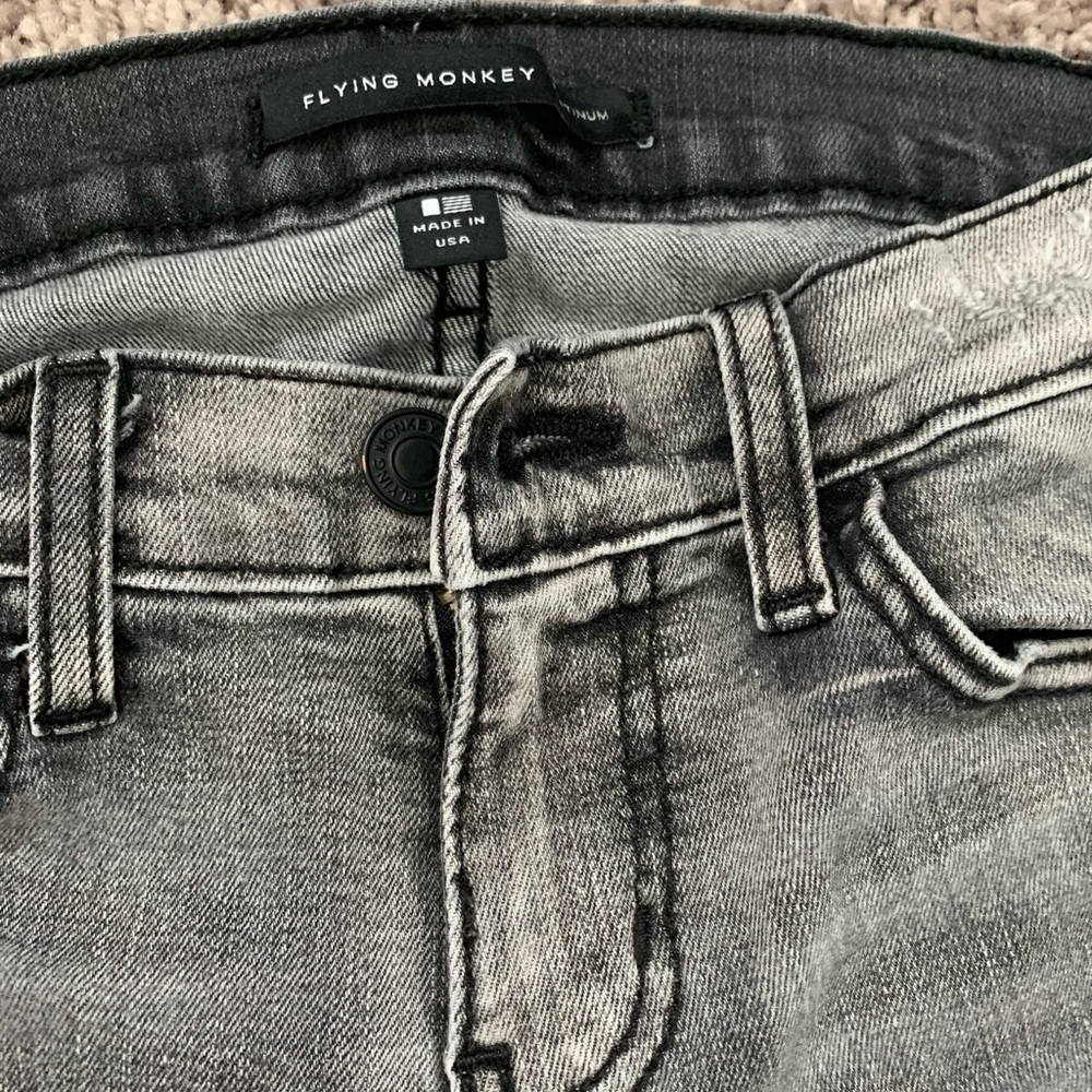 Flying Monkey white washed gray jeans